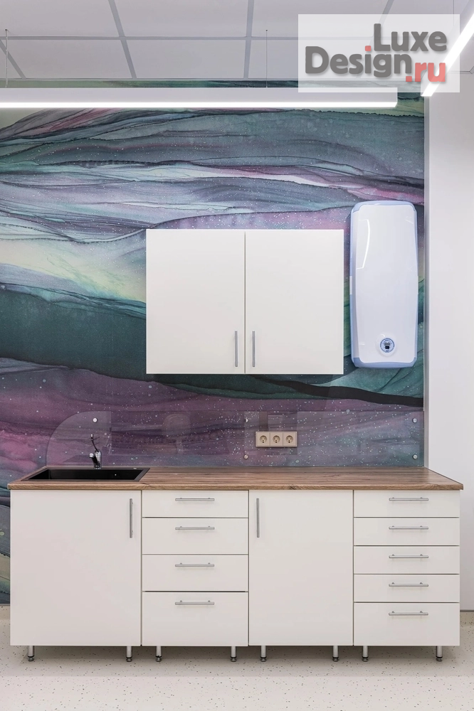 Дизайн интерьера лечебного учреждения "ATIS Kids & Family — детская стоматология в Екатеринбурге" (фото 22)