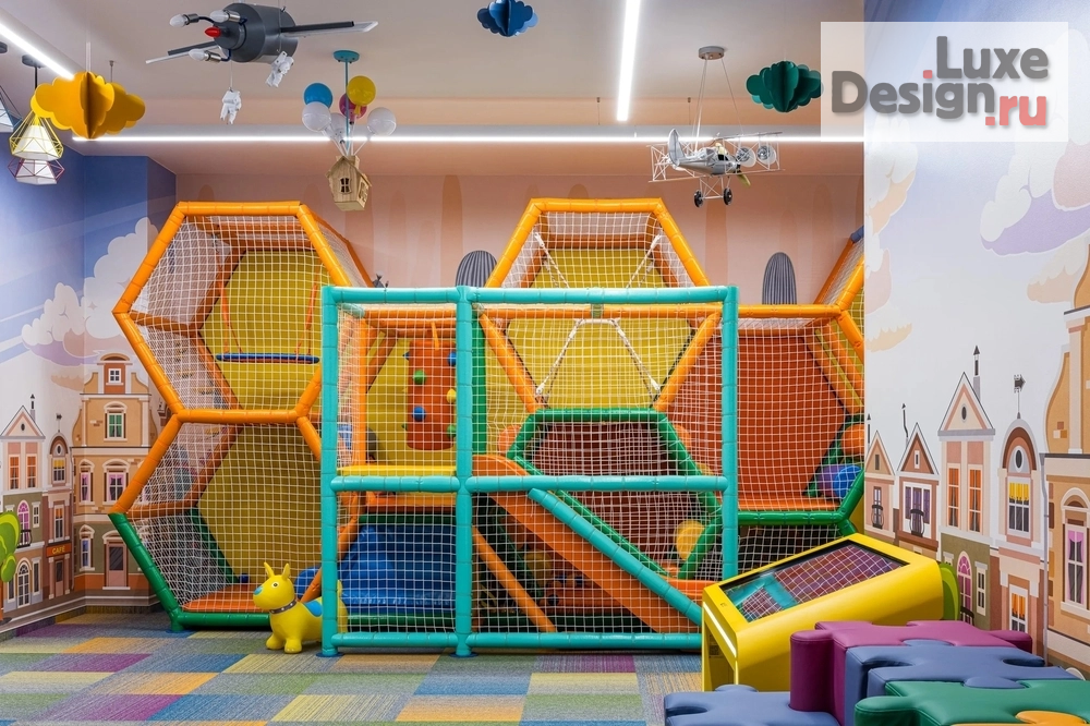 Дизайн интерьера лечебного учреждения "ATIS Kids & Family — детская стоматология в Екатеринбурге" (фото 43)