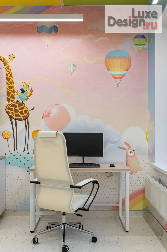 Дизайн интерьера лечебного учреждения "ATIS Kids & Family — детская стоматология в Екатеринбурге" (фото 30)