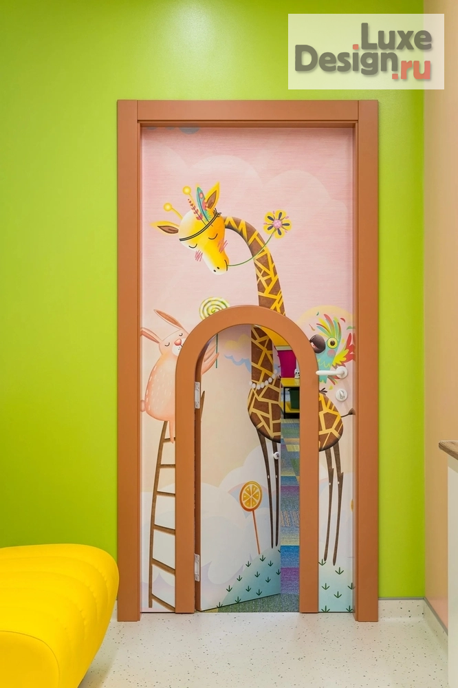Дизайн интерьера лечебного учреждения "ATIS Kids & Family — детская стоматология в Екатеринбурге" (фото 29)